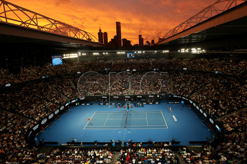 Sunset over Rod Laver Arena during the men's singles third round match between Alex de Minaur of Australia and Rafael Nadal of Spain at the Australian Open Grand Slam tennis tournament in Melbourne, Australia, 18 January 2019. EPA-EFE/HAMISH BLAIR AUSTRALIA AND NEW ZEALAND OUT